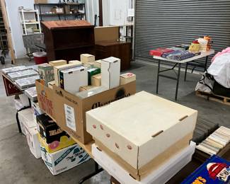 Trading Cards & Boxes