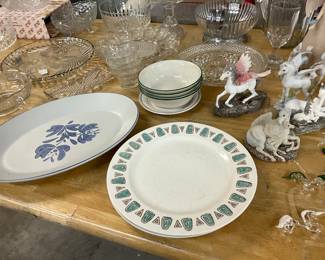 Pfaltzgraff Stoneware Platter - Corelle Rosemarie Glass Cereal Bowls & Plate - Metlox Poppytrail Navajo CA Dinner Plate