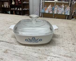 Corning Ware Blue Cornflower Casserole Dish w/Lid