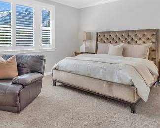 Alice Lane King bed set