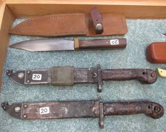 Bayonets & Hunting Knife