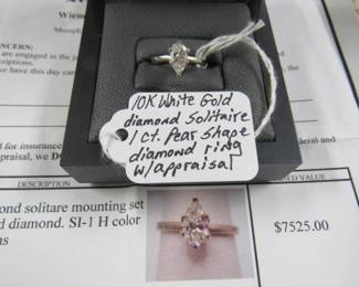 10K White Gold Diamond Solitaire 1 ct. Pear Shape Diamond Ring w/Appraisal 