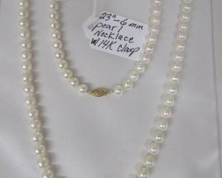 Pearl Necklace w/14K Gold Clasp