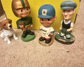 Bobble heads/nodders,,,  left to right Jack terrier, U of Princeton football, 1968 Brewers, and Ganz ‘ i’d rather be golfing‘.