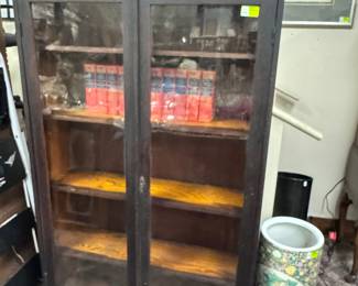 Fantastic 2-Door Victorian Bookcase