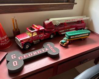 Vintage Nylint Hook and Ladder Fire Truck