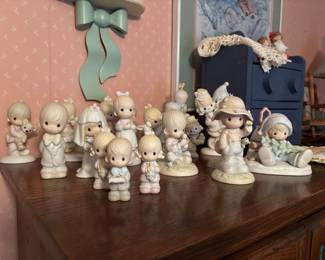 Precious Moments Figurines