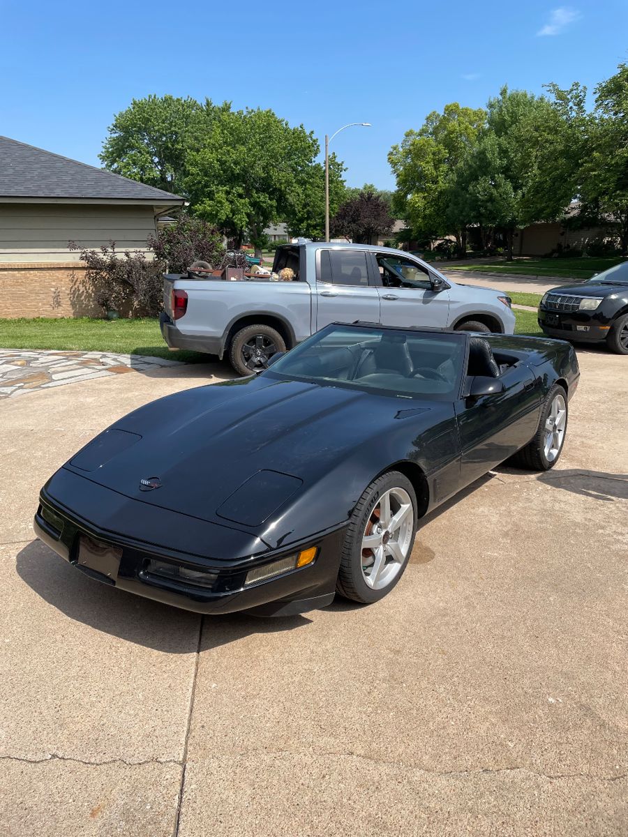 Super nice 2009 w 34,000 miles
