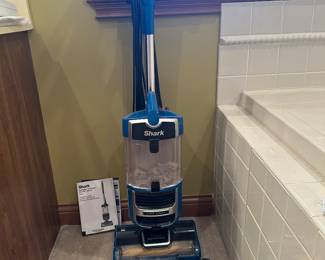 Like new shark sweeper