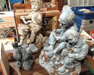 PLASTIC YARD ART