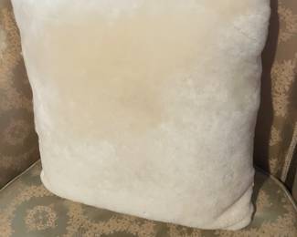 #24	60.00	Nature Collection Nordic Living feather pillow Moccassin Natural (retail $219) 19x19
