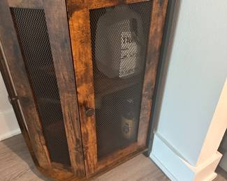 #19 - $400 - Corner bar wood and metal 89Tx19x19