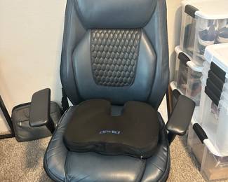 #35 - $200 - Office Shaquille O'Neil Zephyrus Ergonomic Bonded Leather High-Back chair 4'Hx30Wx24D