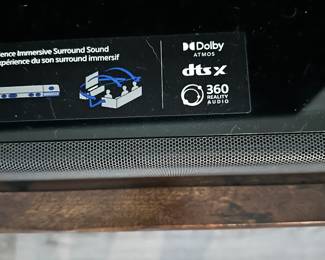 #43 - $140 - Samsung sound bar - has subwoofer