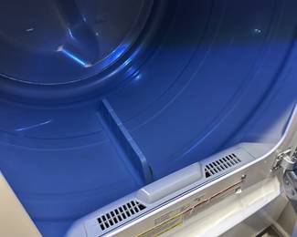 #24 - $700 - Samsung washer & dryer 2 years old active waterjet & moisture sensor