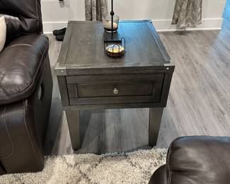 #6 - $300 - Coffee table 2 drawers with lift up stand 18Hx54Wx28D & side table 25x22x24 grey