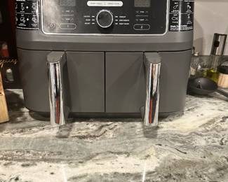 #22 - $75 - Double air fryer Ninja foodie 10 (bought $200)