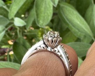 #A- $900 - Wedding ring white gold 14kt Diam 0.50ctw. Appraisal included with purchased.