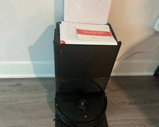 #20 - $500 - Roborock Qrevo master vacuum (Jan 2025 bought for $900)