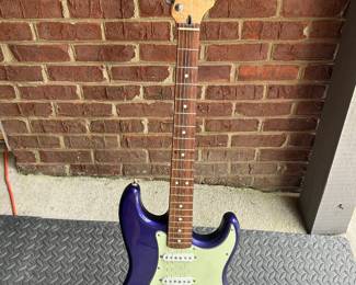 2007 Fender Stratocaster, blue, made in USA in original case