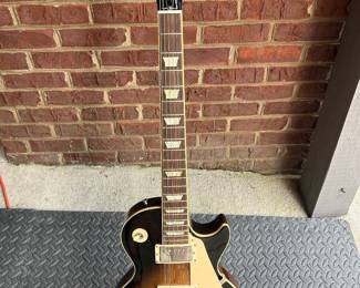 2005 Gibson Les Paul Standard, 60's neck (made Dec. 12, 2005) with original case