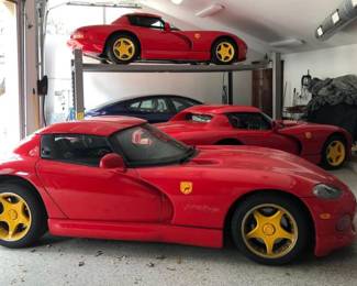 1993 Dodge Viper.
2000 Dodge Viper
Shelby 427 cobra 2001‘
And many others