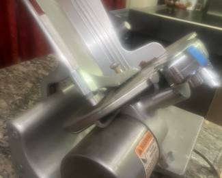 Commercial slicer.
Highest offer