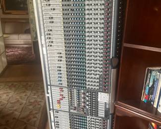 Professional mixing board
Value and condition unknown highest offer