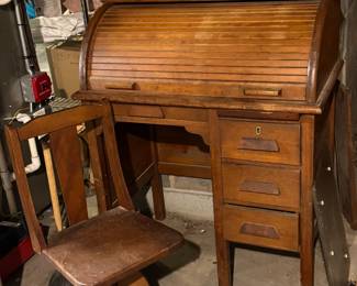 rolltop desk with chair. contain your clutter!