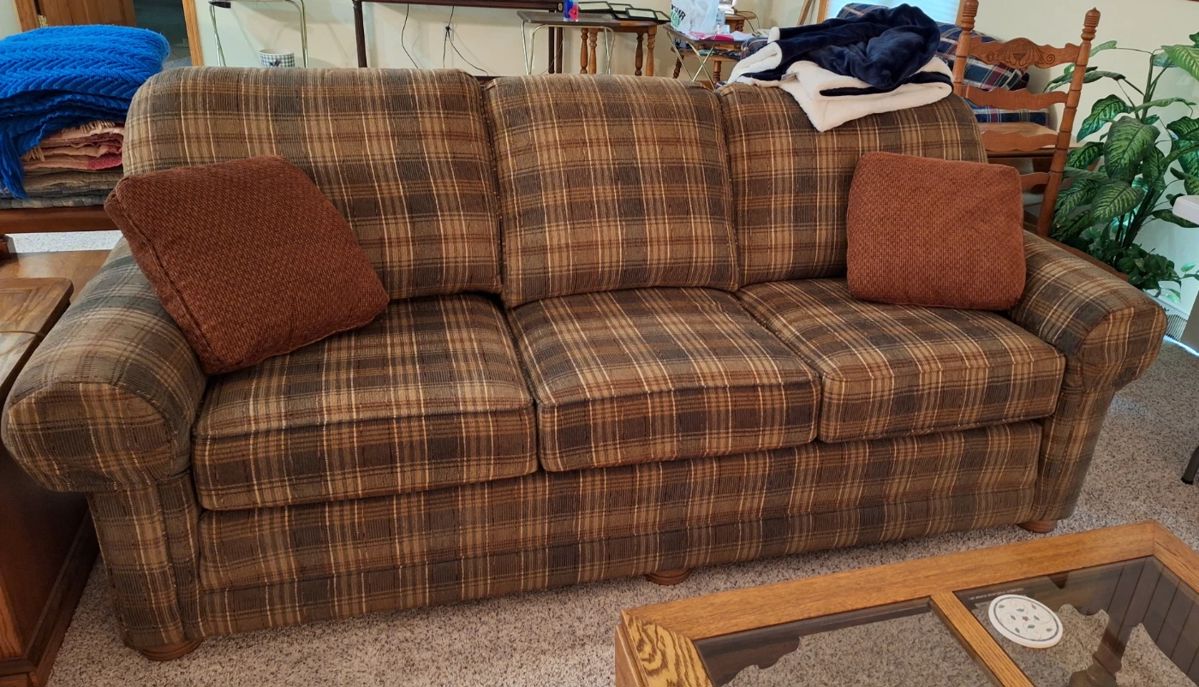 Amish Sofa