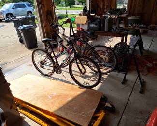 Trek Bikes, rolling scaffolding