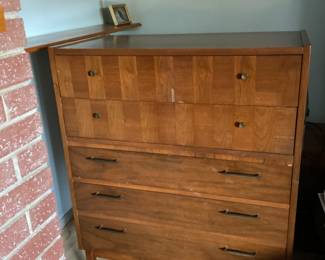 Mid-century natural oak dresser