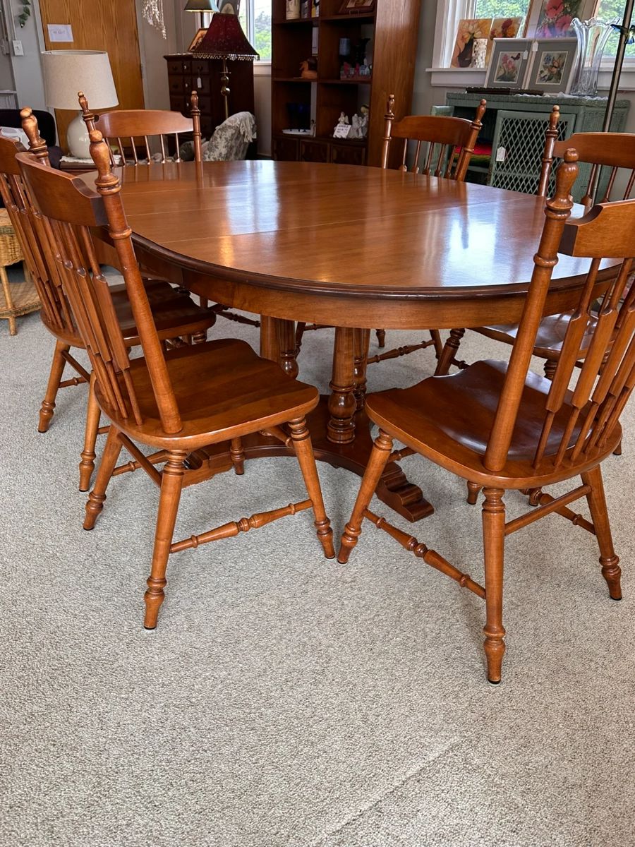 Century Midcentury Table with 2 leaves, 6 chairs