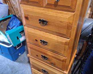 Upright Dresser