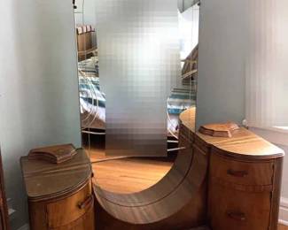 Antique Vanity With Full Length Mirror