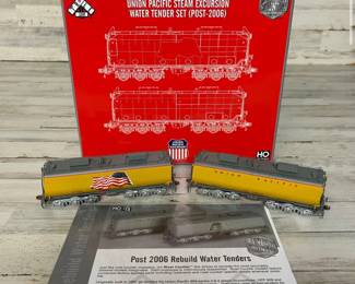 Scale Trains HO Scale Union Pacific Steam Excursion Water Tender Set 2 Cars