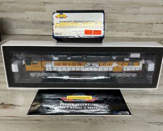 Vintage Genesis Union Pacific DDA40X Locomotive HO Scale Engine G69501