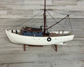 Vintage Classic Fishing Boat Model