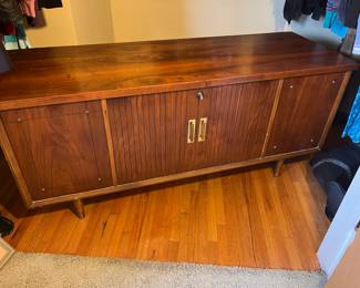 Vintage Lane cedar chest