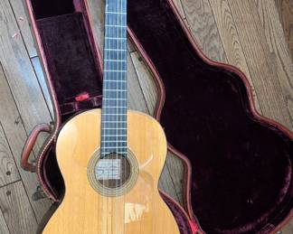 1960’s Signed Jose De La Mora flamenco guitar & case