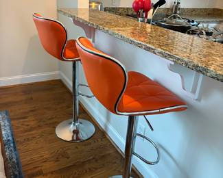 Barstools (2), Bar height: 42 in