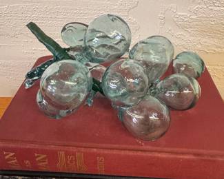 Vintage mid-century glass grape cluster