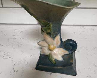 Roseville pottery Clematis vase