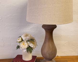 Table lamp