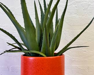 Mid Century Gainey Pot