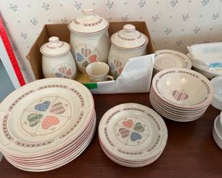Vintage Tienshan Heartwarming Stoneware
