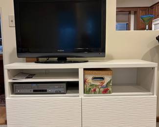 Tv storage cabinet and tv/DVD player