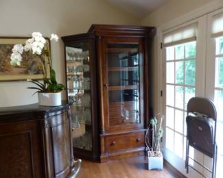 Pair of lighted cabinets for display, electronics, wine, glasses, collectibles, free standing bar