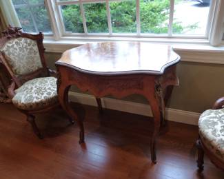 Pair of antique chairs, marquetry table