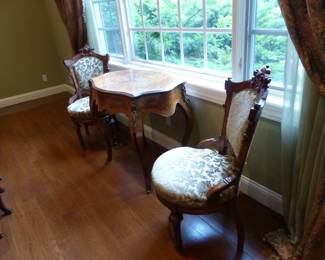 Pair of antique chairs, marquetry table